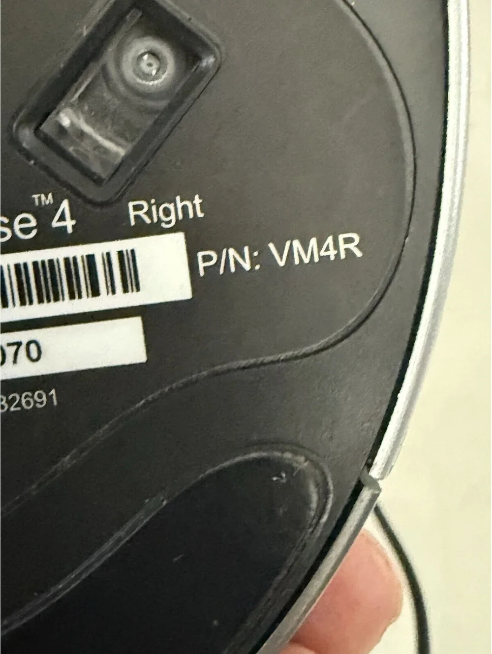 Evoluent VM4R VerticalMouse 4 Right Hand Ergonomic Mouse Flawed , Working